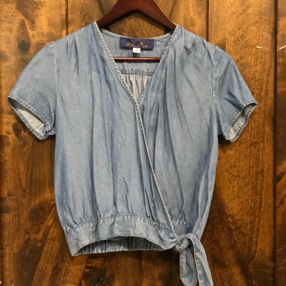 Francesca’s Denim Crop